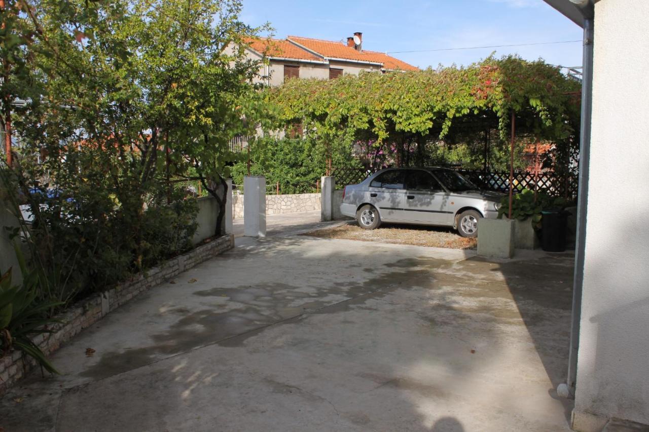 Apartment Jelsa 5703A Exterior foto